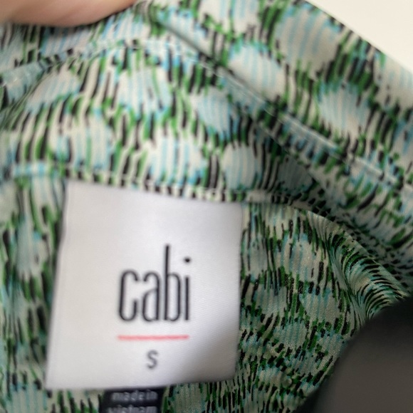 CAbi Sleeveless Collared V-Neck blouse Sz S - Picture 5 of 5